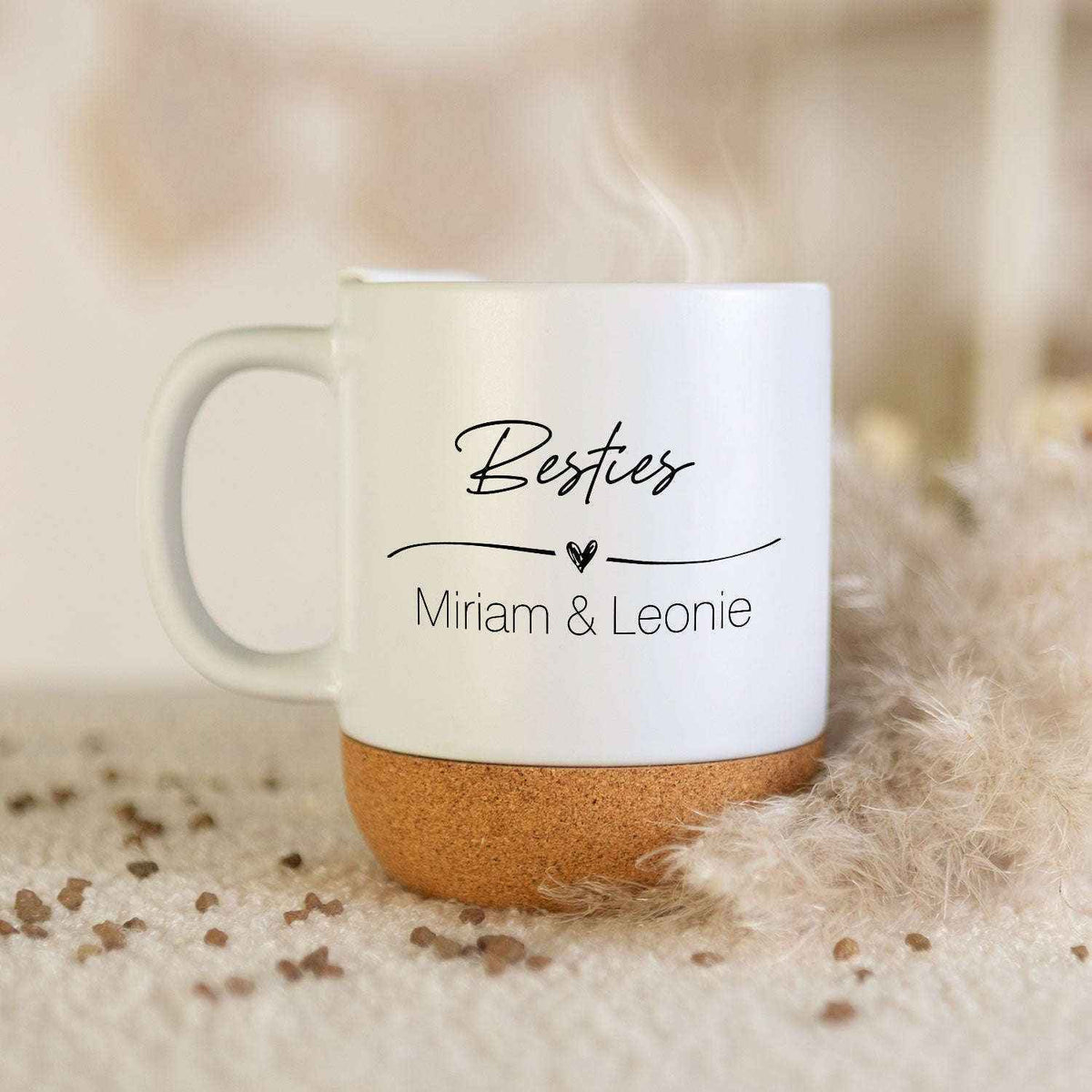 Bedruckte Tasse mit Korksockel & Deckel - Wunschtext V1 Namma Markt