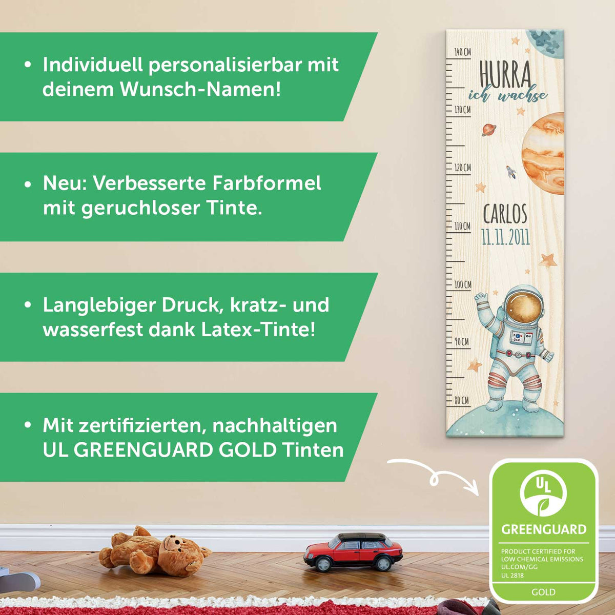 Messlatte mit Namen für Kinder im Astronaut Design