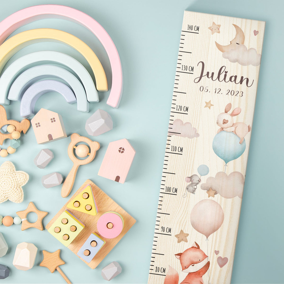 Messlatte mit Namen für Kinder im Ballon Design