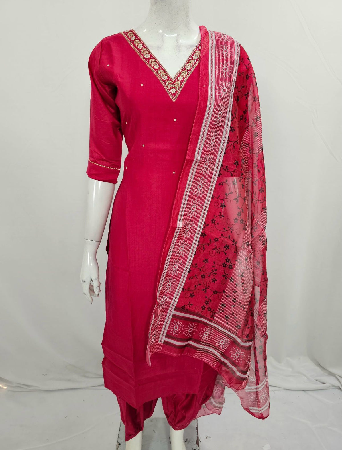 Afghani Suits In Germany