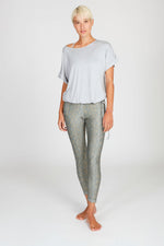 Cosy Tee mit Tunnelzug stone