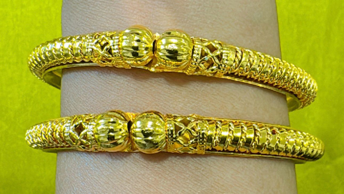 IMPRESSIVE TRADITIONAL GOLD Plated PIPE BANGLES(2 Pcs)