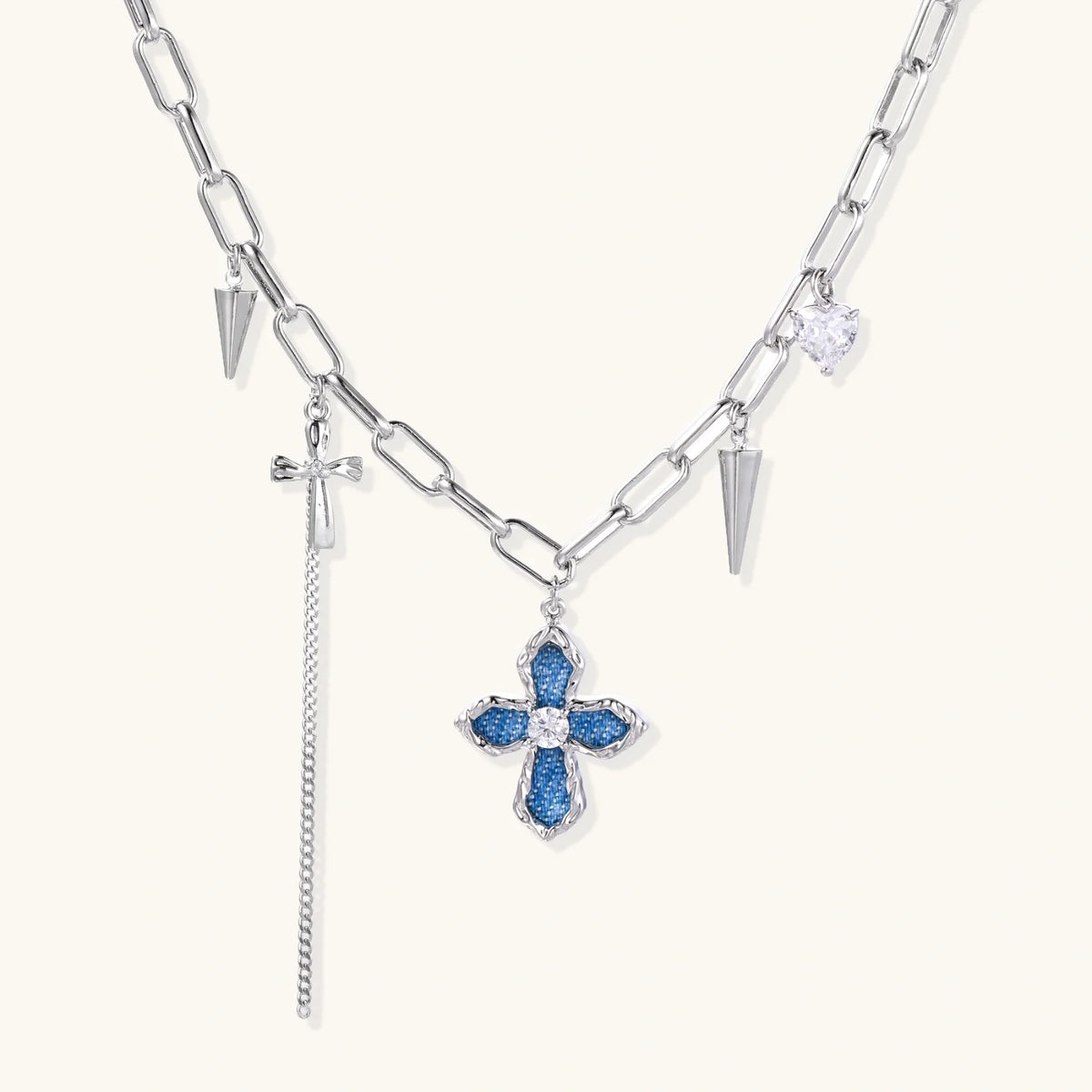 Divine Rebellion Kreuz-Kette