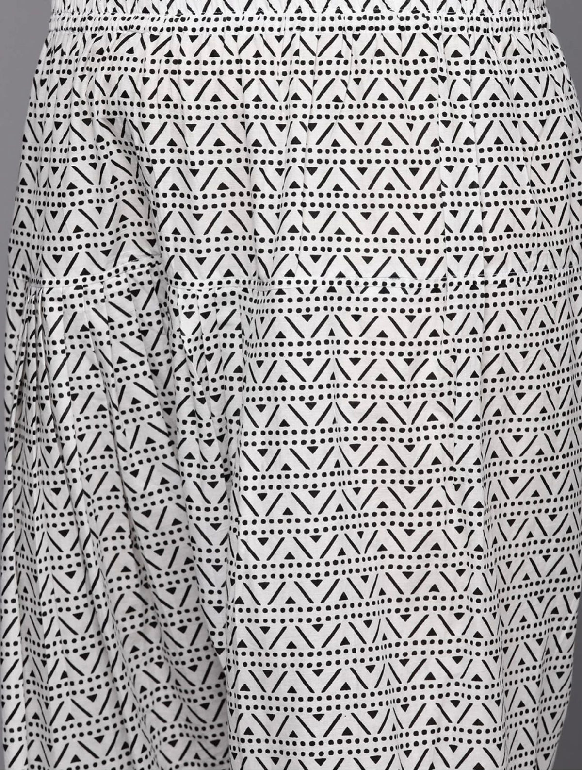 Pure Cotton Outfit In Germany