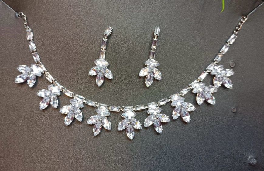 Silver-Plated & White CZ-Studded Jewellery Set