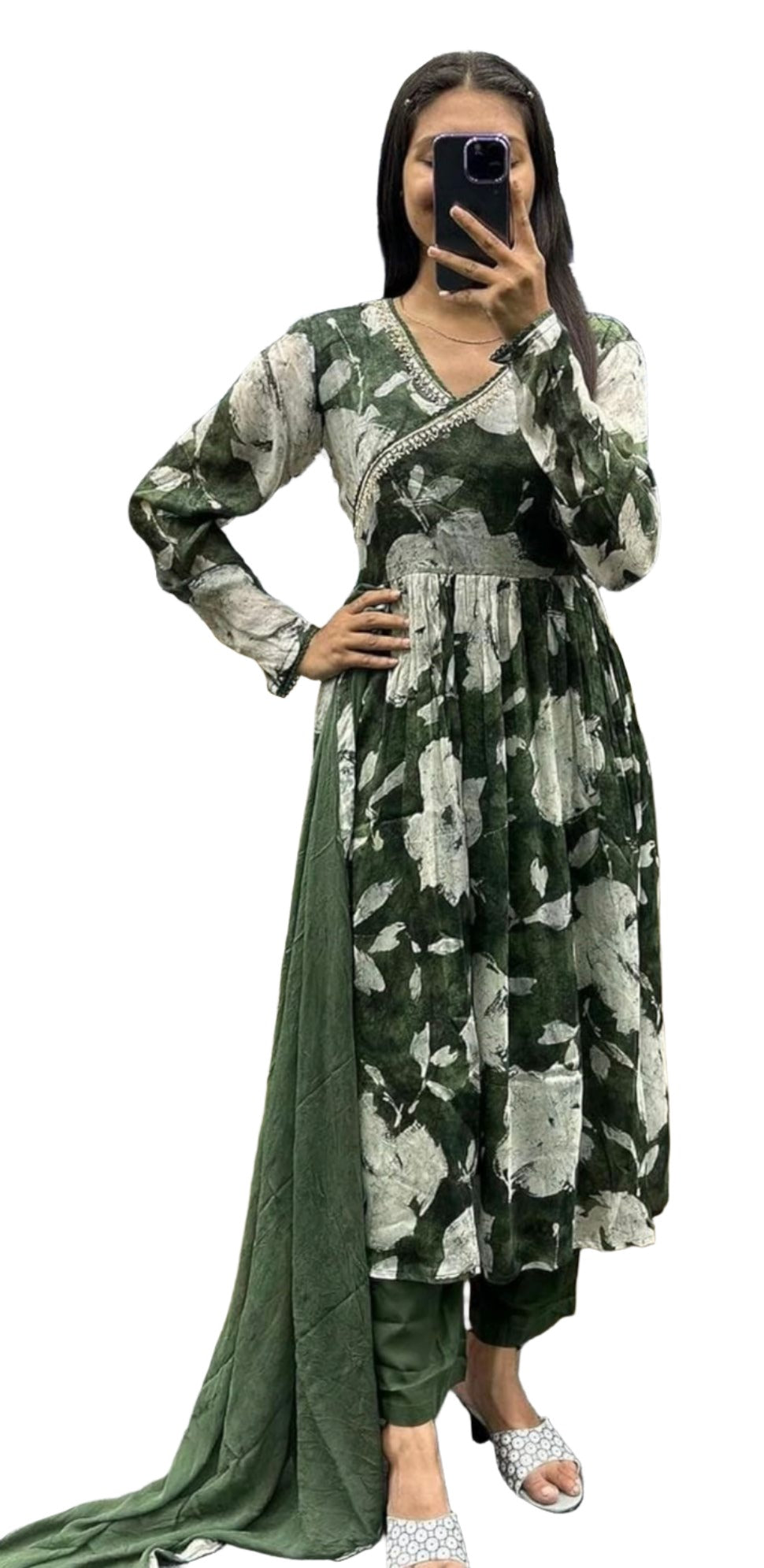 Angrakha Style in Naira Cut, Trousers with Dupatta In Germany