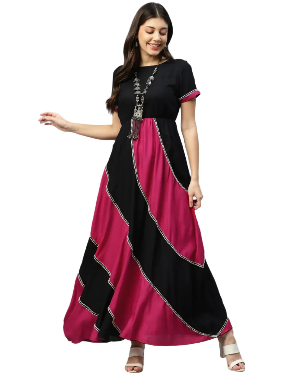 Black With Magenta Colour Blocked Women Maxi in Berlin