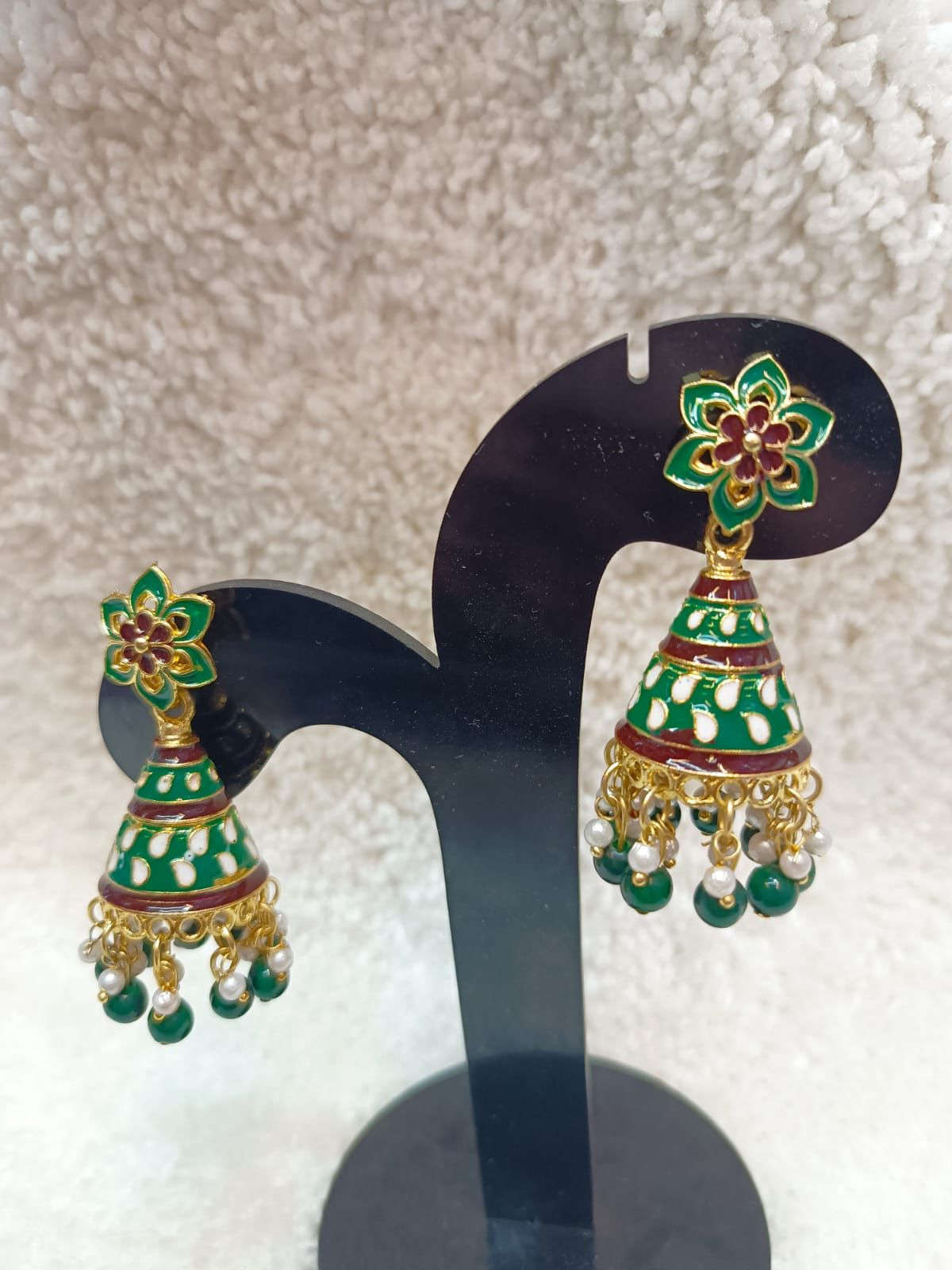 Gold-Plated Dome Shaped Kundan And Beaded Jhumkas