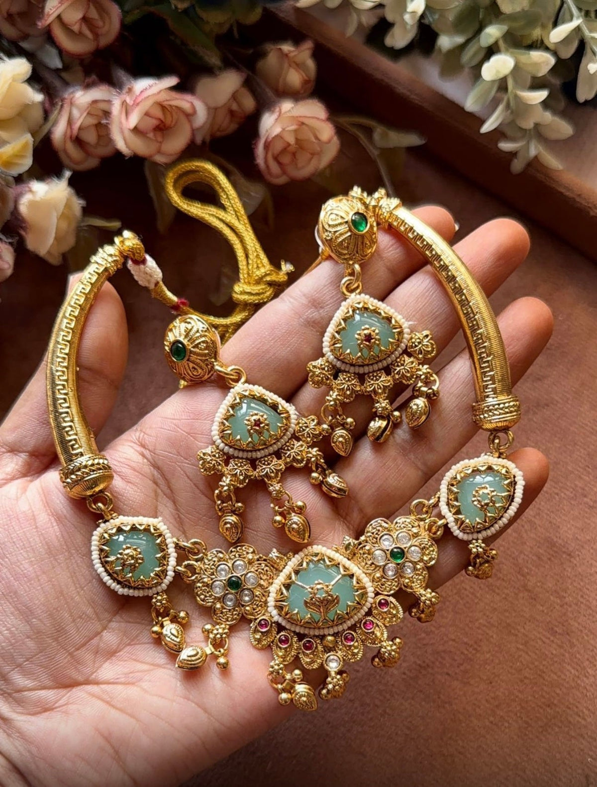 Traditional Antique Gold Plated Choker Jewelry Set for Women in Germany (Onam Special)