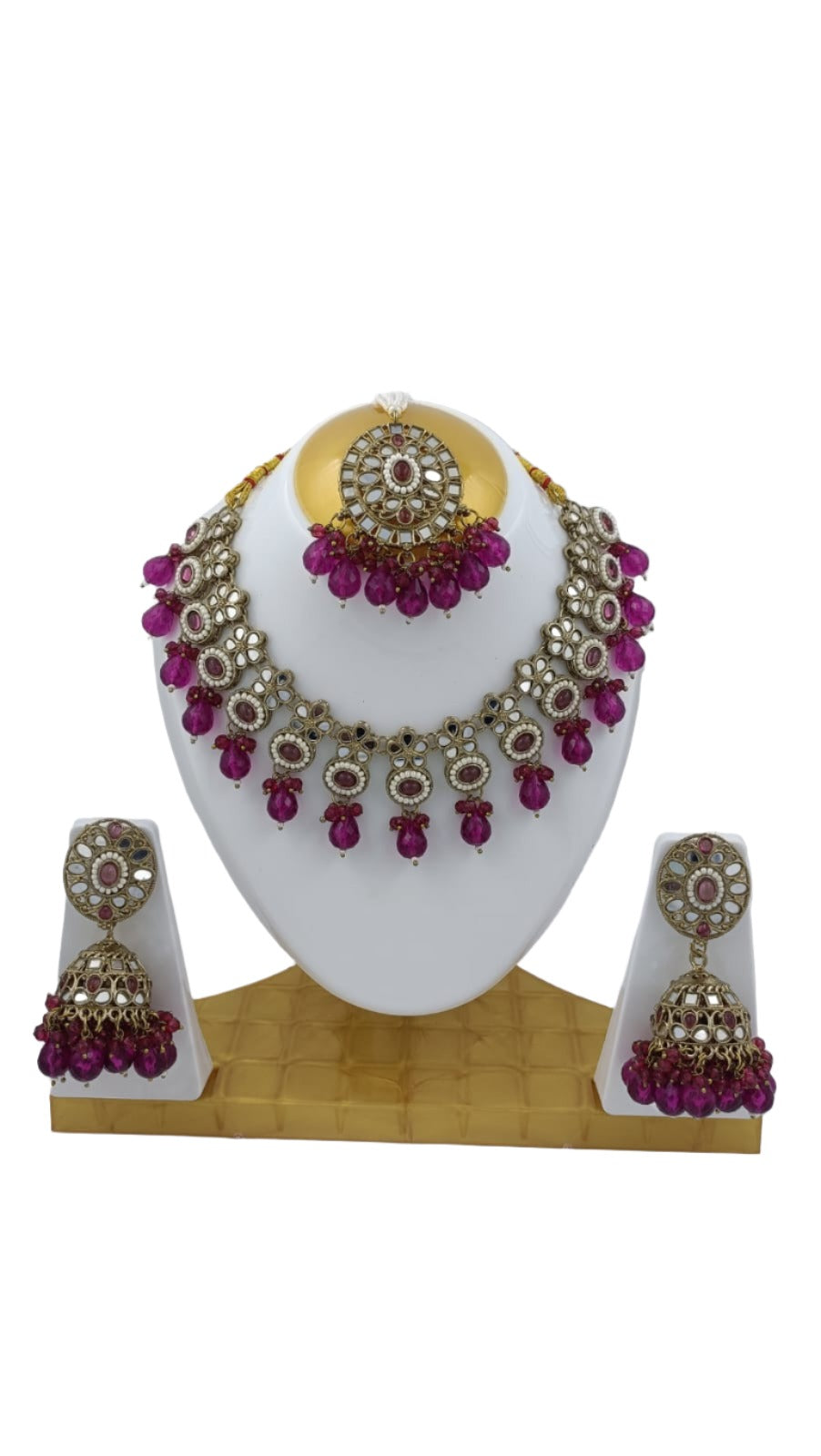 Mirror Necklace earring with Mangtika in Hamburg