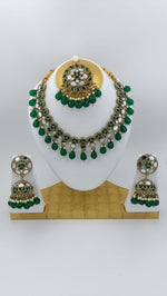 Mirror Necklace earring with Mangtika in Hamburg