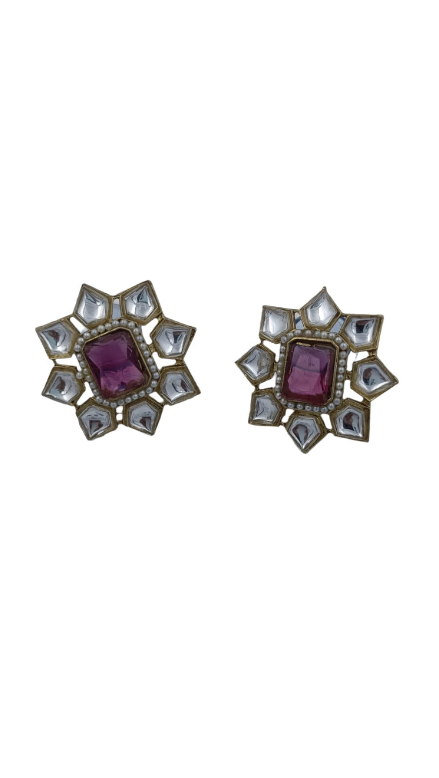 Kundan Stud Earring in Essen