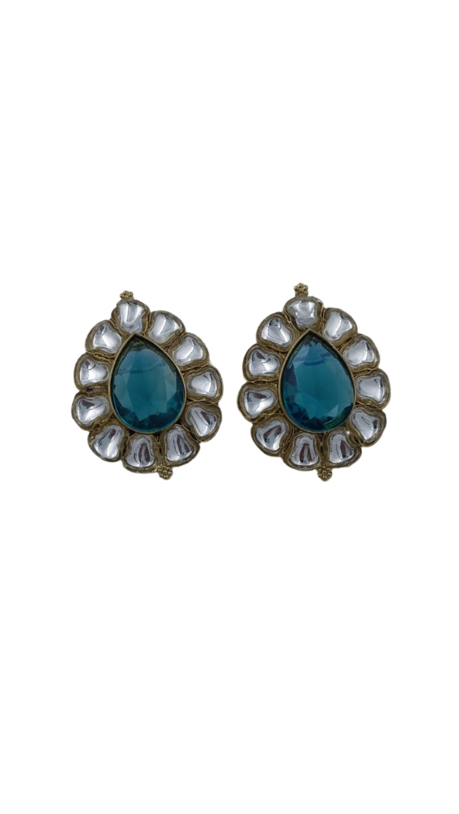 Kundan Stud Earring in Dresden
