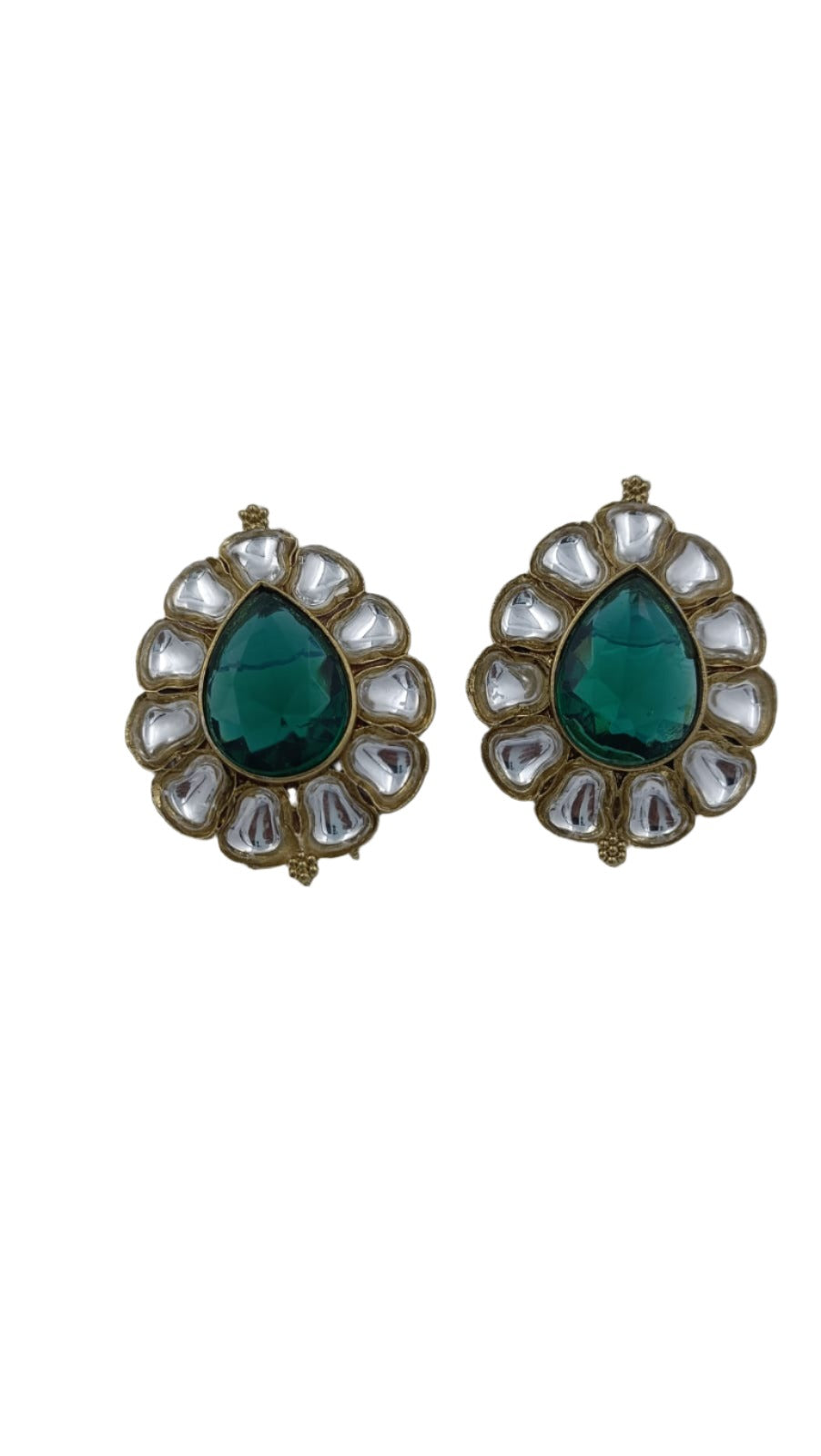 Kundan Stud Earring in Dresden