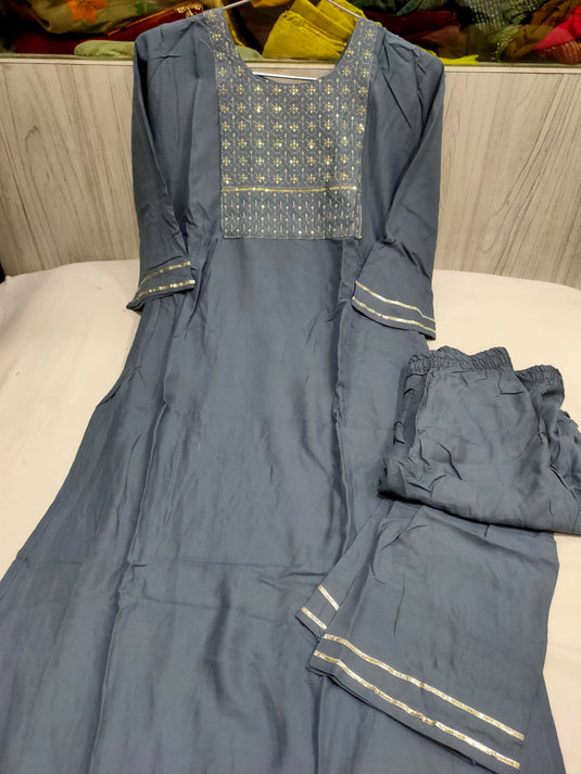 Cotton Rayon handwork and embroidery Kurta set in Essen