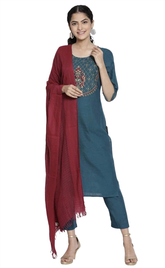 Green embroidered kurta trousers brown dupatta set in Munich