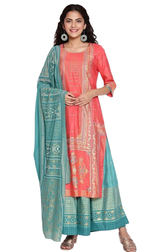 Peach Printed straight Kurta-plazzo-dupatta set in Berlin