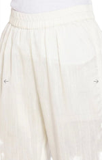 Yellow gillet ivory inner trousers set in Berlin
