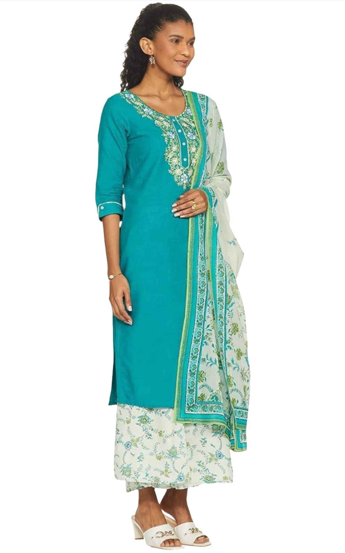 Cotton solid Round Neck kurta set in berlin