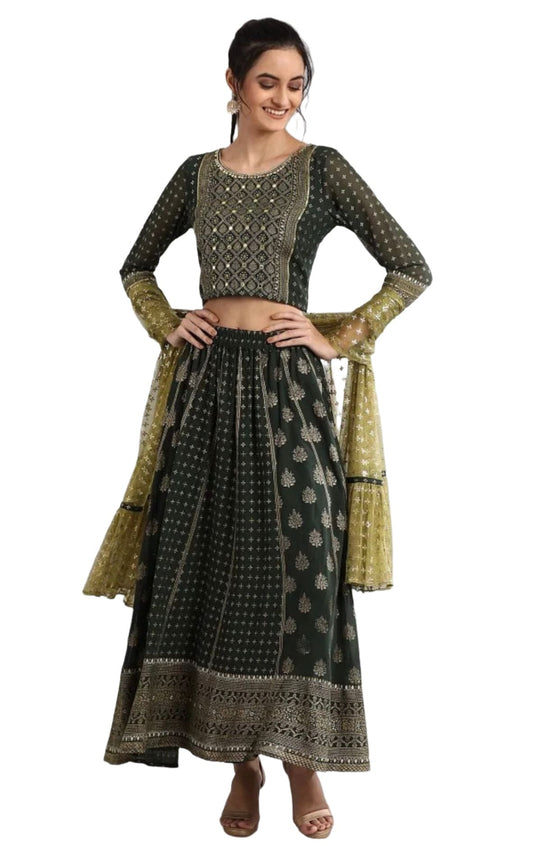 Green printed and embroided ethnic set in Poland