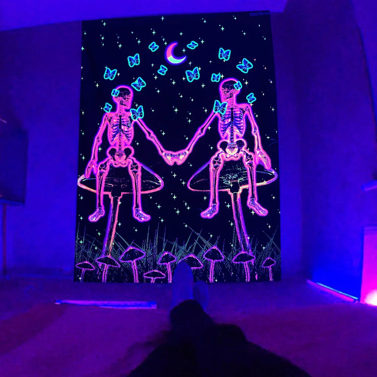 Hugging Skull Schwarzlichtsposter
