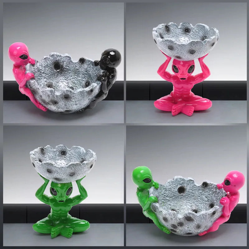 Alienaschenbecher Retro Design