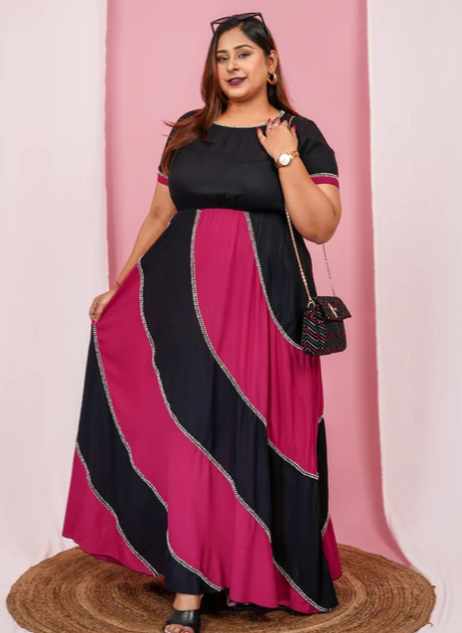 WOMEN'S PLUS SIZE HALF SLEEVES ROUND NECK DRESS IN BERLIN