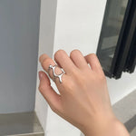 Trendiger Silberfarbener Ring