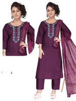 Handwork Suit Set In Essen/Germany