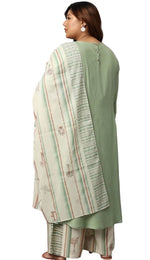 Embroidered kurta With Printed Pants And Dupatta in Paris