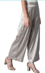 W for Women Relaxed Fit Pants in Essen