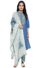 Blue Embroidered kurta Set in Berlin