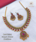 Kampu necklace with earrings in Munich Namma Markt