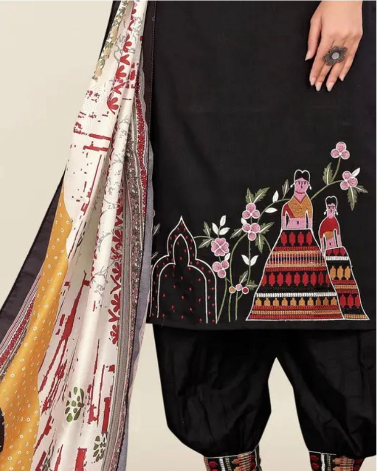 Vrajgopi Stylish (Fancy) Embroidery Kurta with inner Patiala and dupatta set for women and girls in Germany