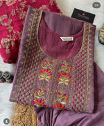 Women embroidery kurta set in Munich