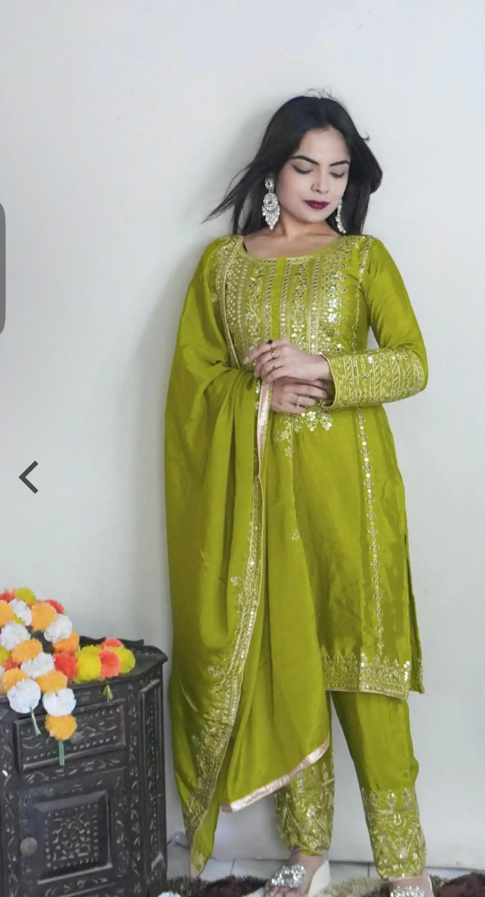 Elegant Pure Chinnon Silk Embroidery Pant Suit in Munich