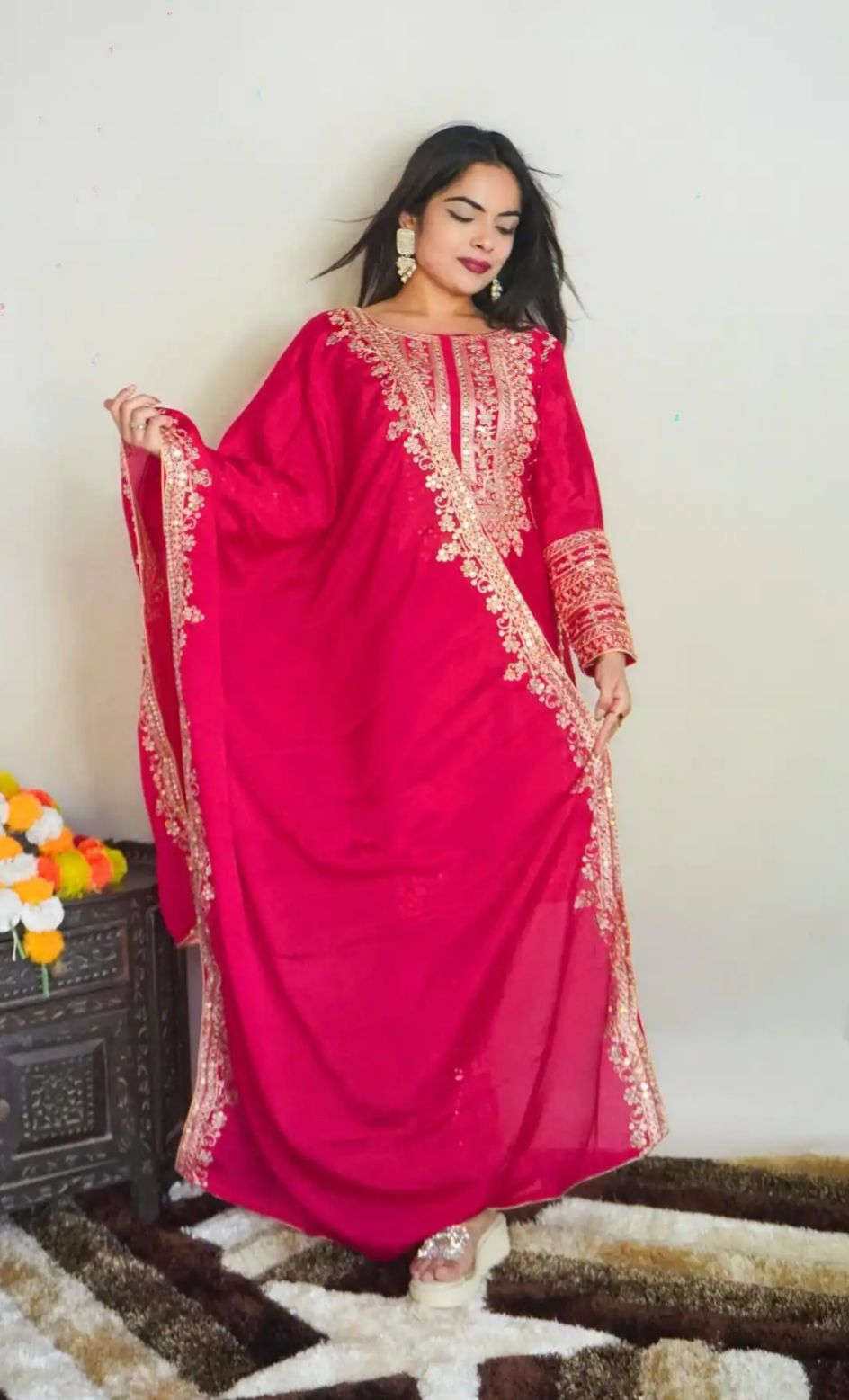 Elegant Pure Chinnon Silk Embroidery Pant Suit in Essen
