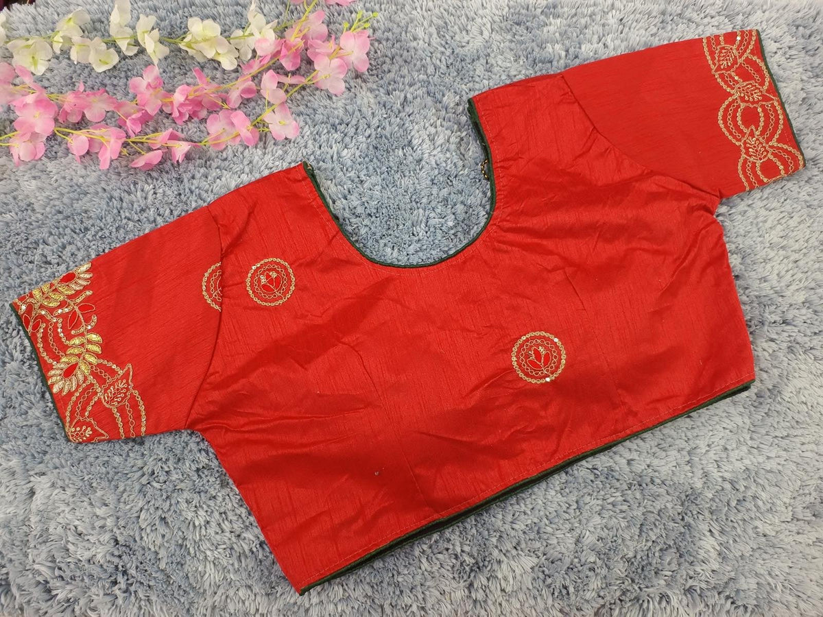 Beautiful Blouse trendy design in Berlin