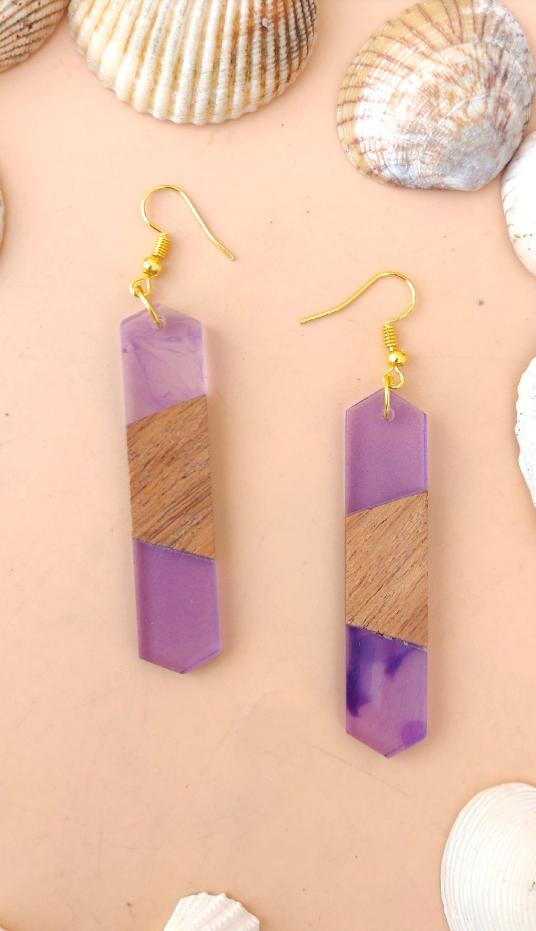 Wooden Resin Dangler Earring In Berlin