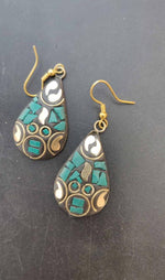 Designer Laq Work Earring in Berlin