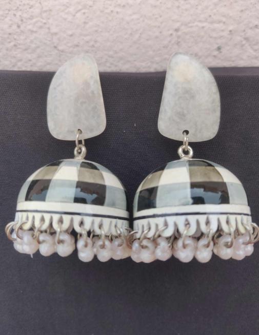 Dangle Earring in Germany