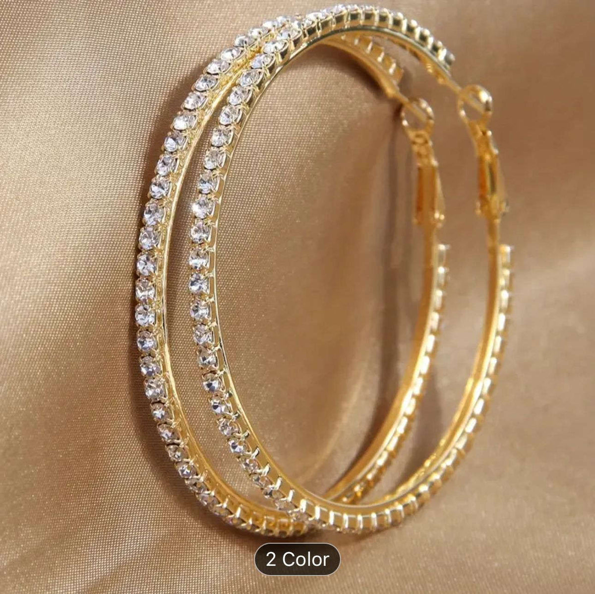 Hoop Earrings Circle Golden in Berlin Namma Markt