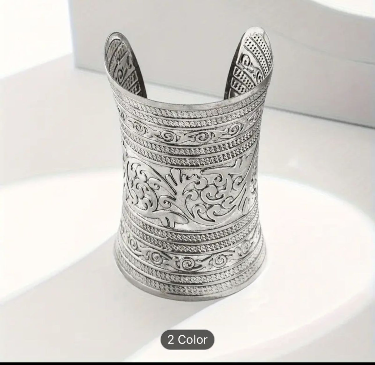 GERMAN GOLD TRIBAL STYLE BANJAARA BRACELET IN MUNICH