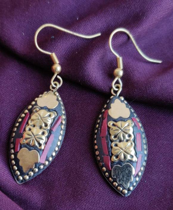 Premium Quality Tibetan Laq Earrings in Berlin