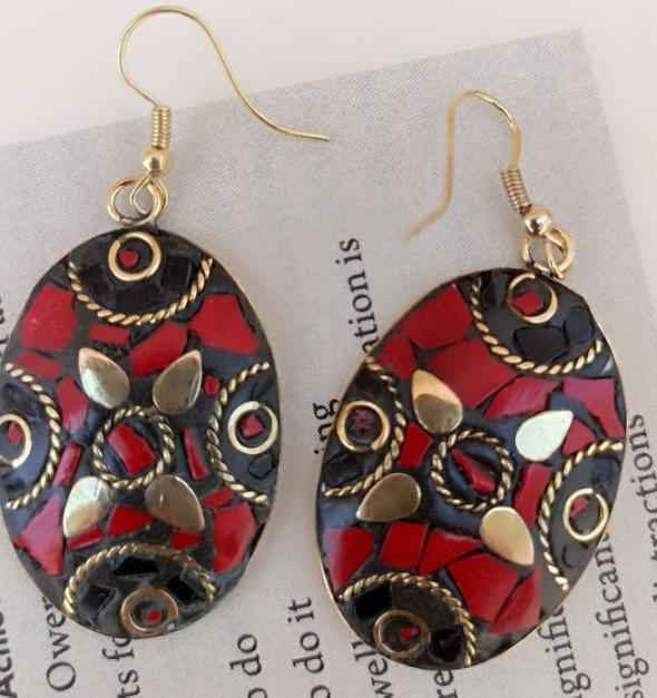 Charming Premium Quality Tibetan Laq Earrings in Germany