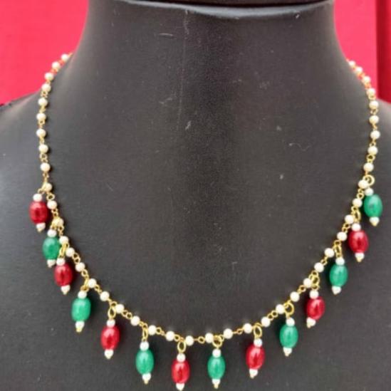 Handmade Lightweight Pearl Chain Tumbler Choker Necklace in Berlin