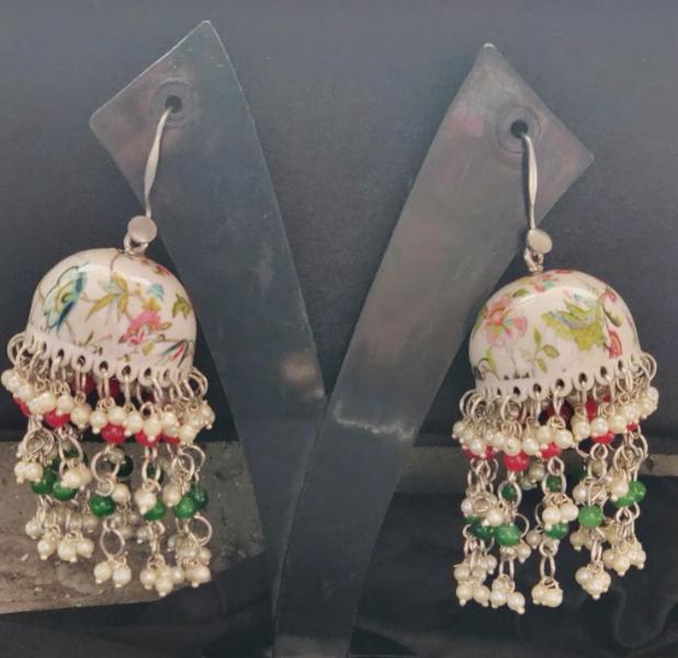 Designer Hand painted Minakari Work Pearl Tessel Jhumka in Berlin