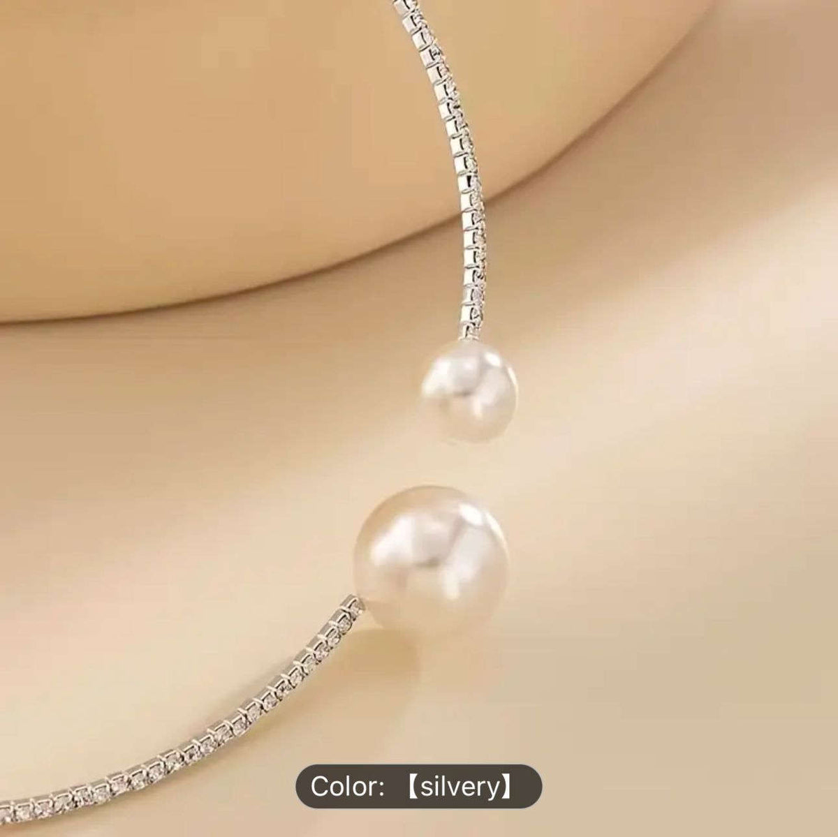Open Collar Necklace Pearl Necklace in Munich