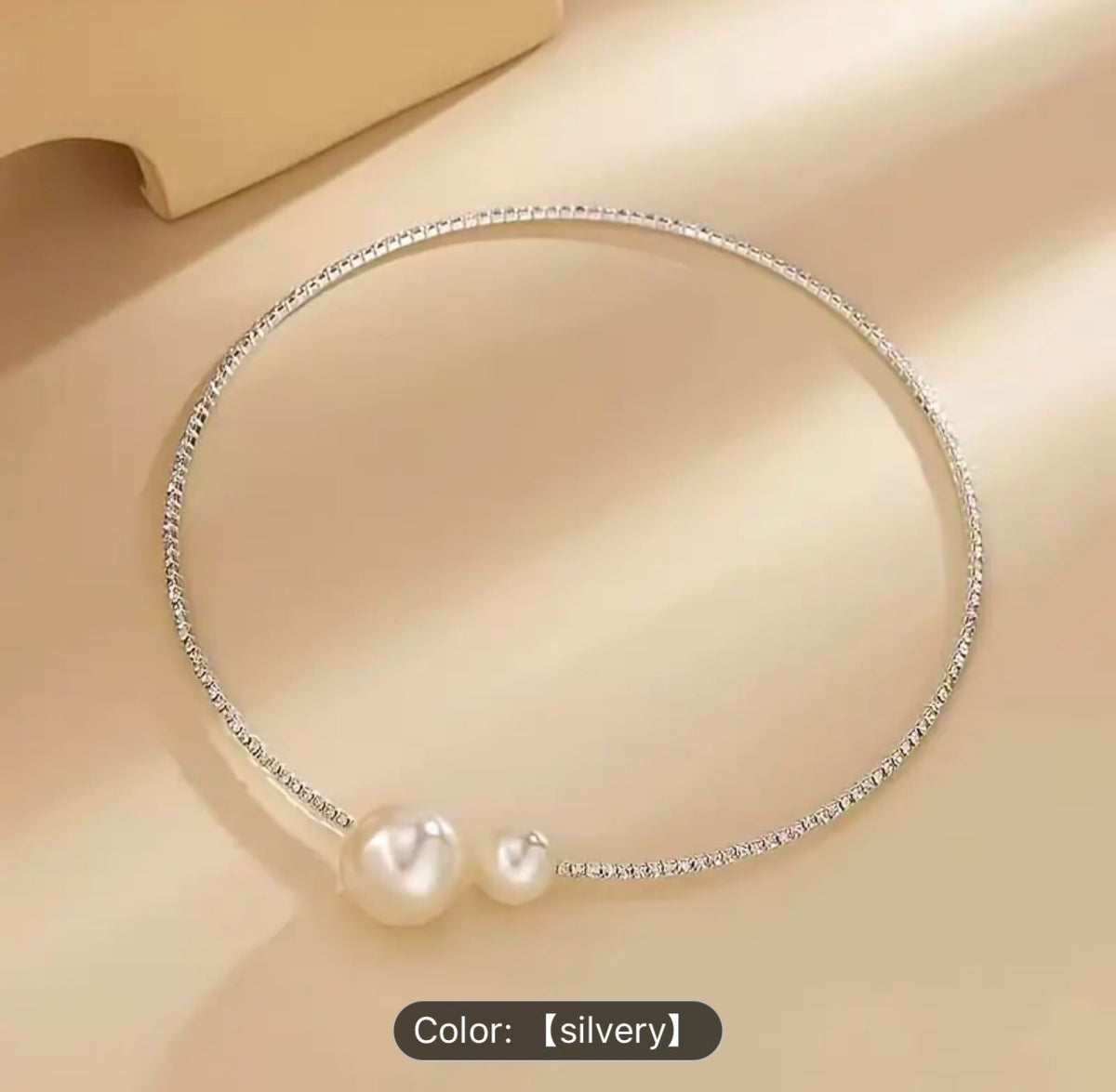 Open Collar Necklace Pearl Necklace in Munich
