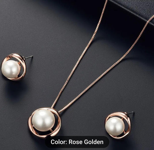 Rose gold pearl chain pendant with earring set for women in Berlin